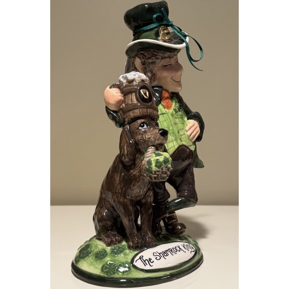 Blue Sky Clayworks The Shamrock King Leprechaun Figurine St Patrick's Day 2022 - Picture 3 of 4